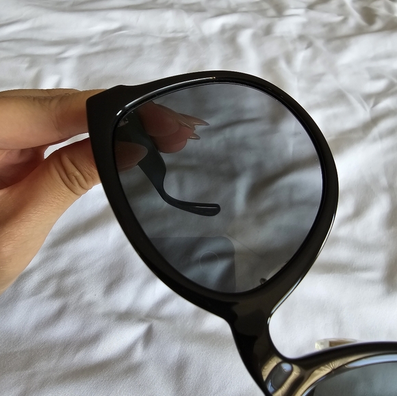 Gucci sunglasses - Picture 5 of 8